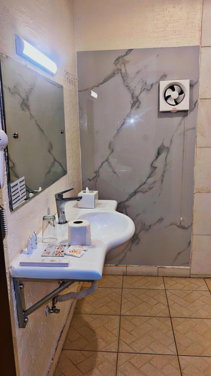 Al Orouba Hotel Riyadh Eksteriør billede
